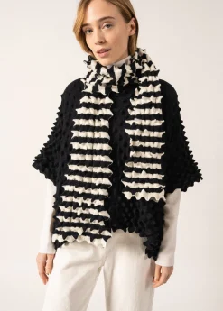 Saint James Scarves*Alvéole Long Honeycomb Effect Scarf Ecume/navy
