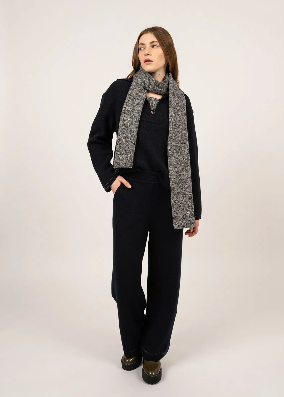 Saint James Scarves*Bréauté wool scarf Navy/ecru