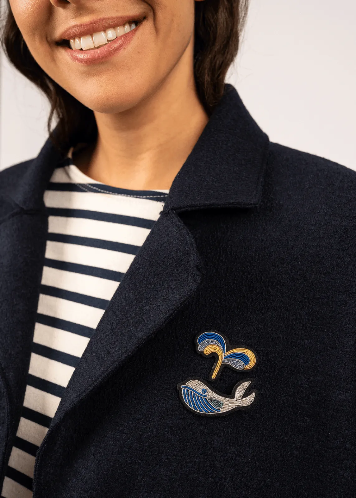 Saint James Brooches*Whale embroidered brooch Blanc/bleu